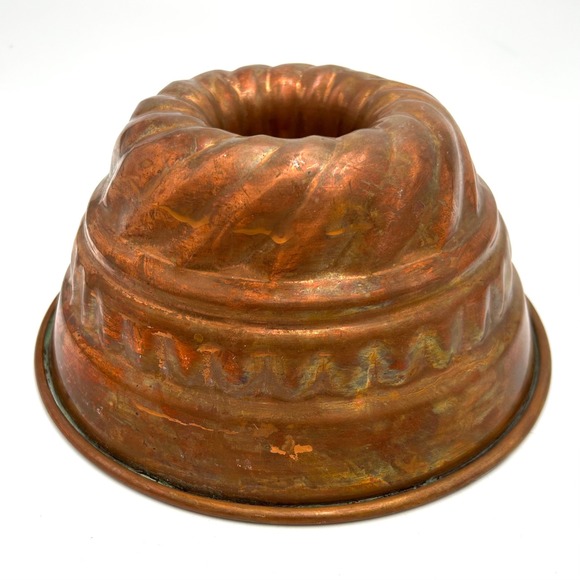 Other - Vintage 5"H x 9"W Round Copper Bundt Cake Mold Tin Lined Fluted Swirl Design